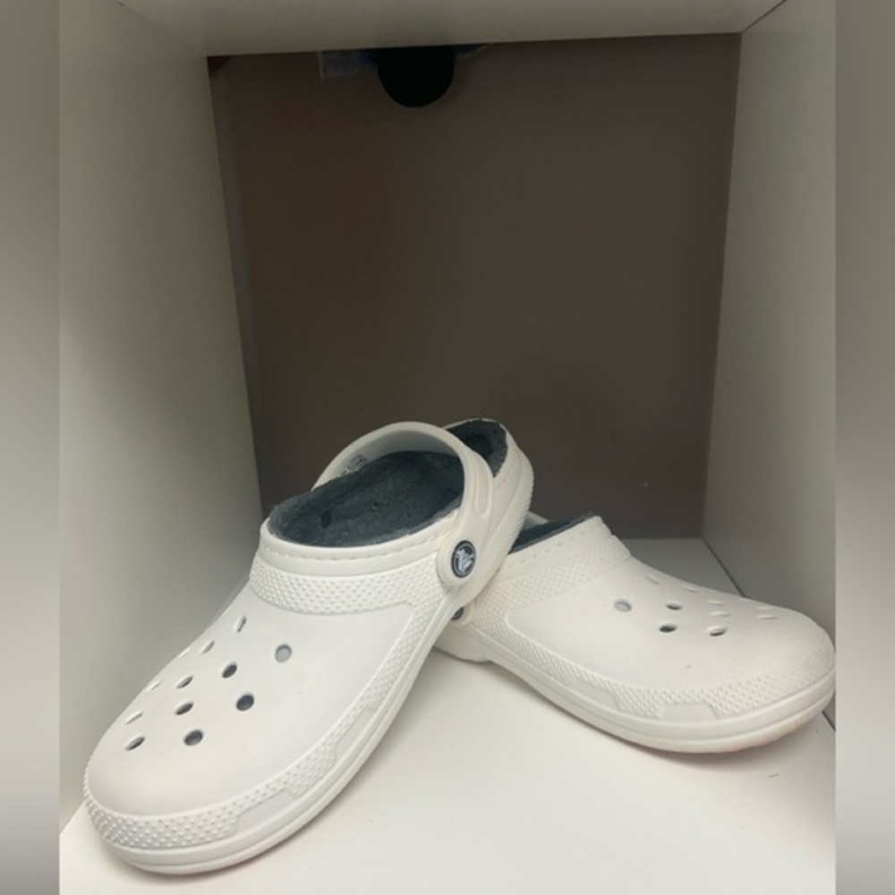 CROCS Women's White Clogs